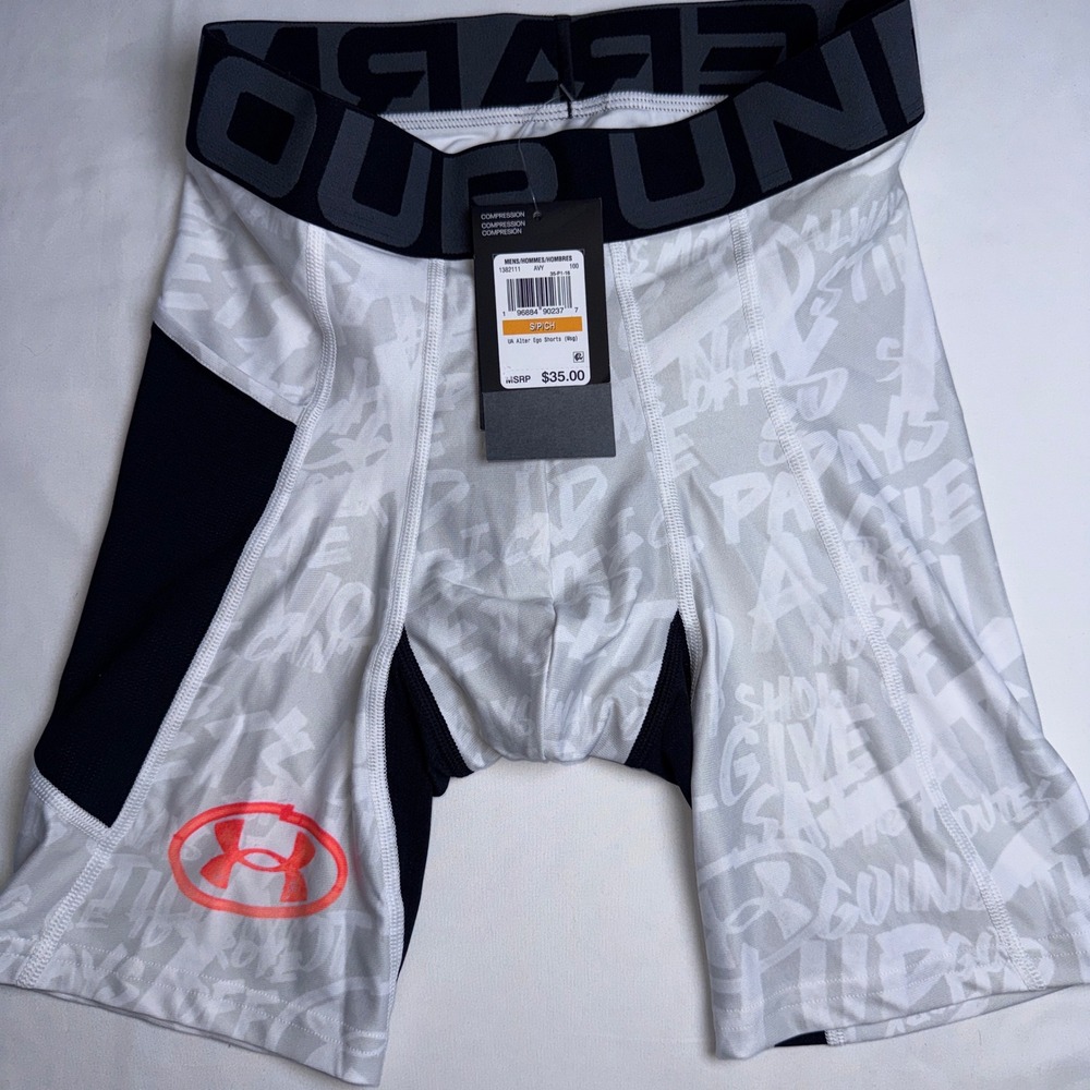 Under Armour Alter Ego HeatGear Compression Shorts White Grey 1382111 Mens Small